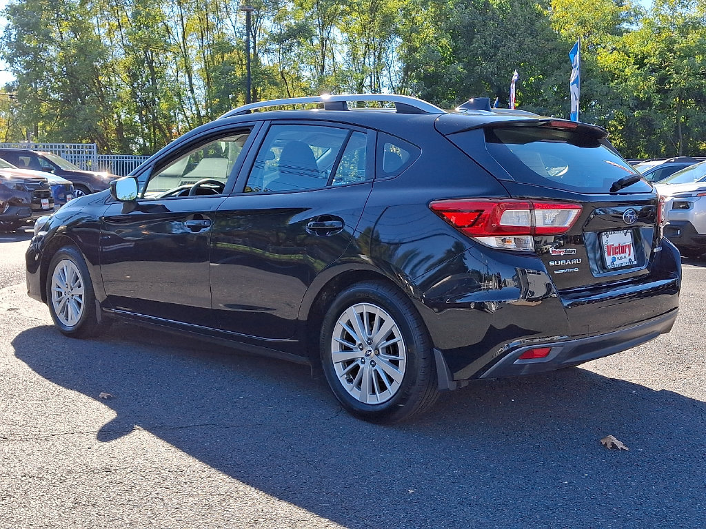 Used 2018 Subaru Impreza 2.0i Premium w/ Eyesight & BSD & Rcta AWD/4WD image 4