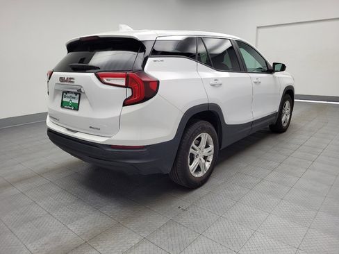 Used 2024 GMC Terrain SLE AWD/4WD image 9