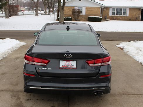 Used 2019 Kia Optima LX image 9
