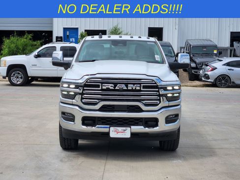 New 2026 RAM 2500 Laramie w/ Towing Technology Group image 6