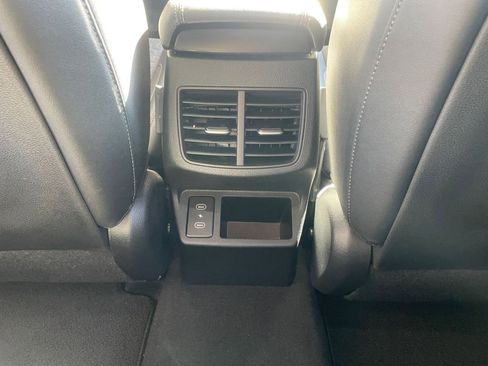 Used 2025 Kia Seltos S image 23