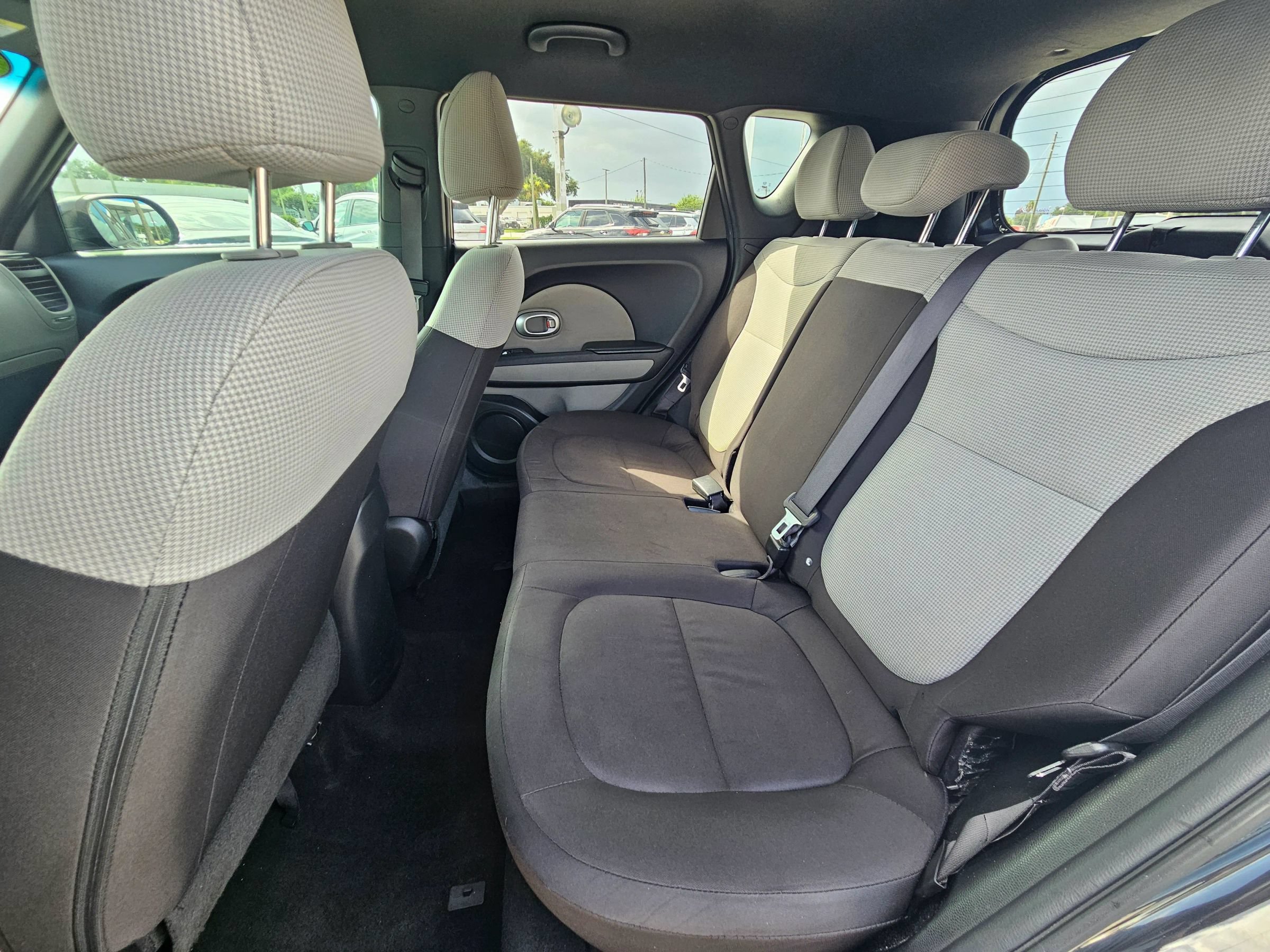Used 2017 Kia Soul FWD image 11