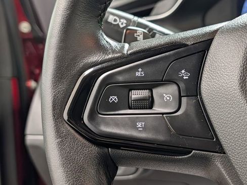 Used 2023 Chevrolet Bolt EUV LT w/ Comfort Package image 21