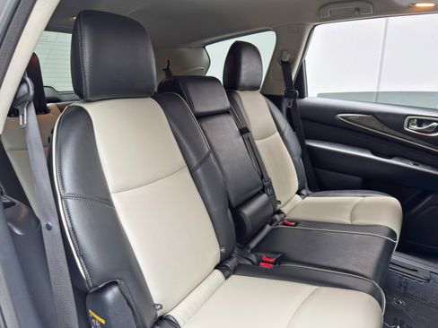 Used 2020 INFINITI QX60 Signature Edition w/ Cargo Package Essential FWD image 41