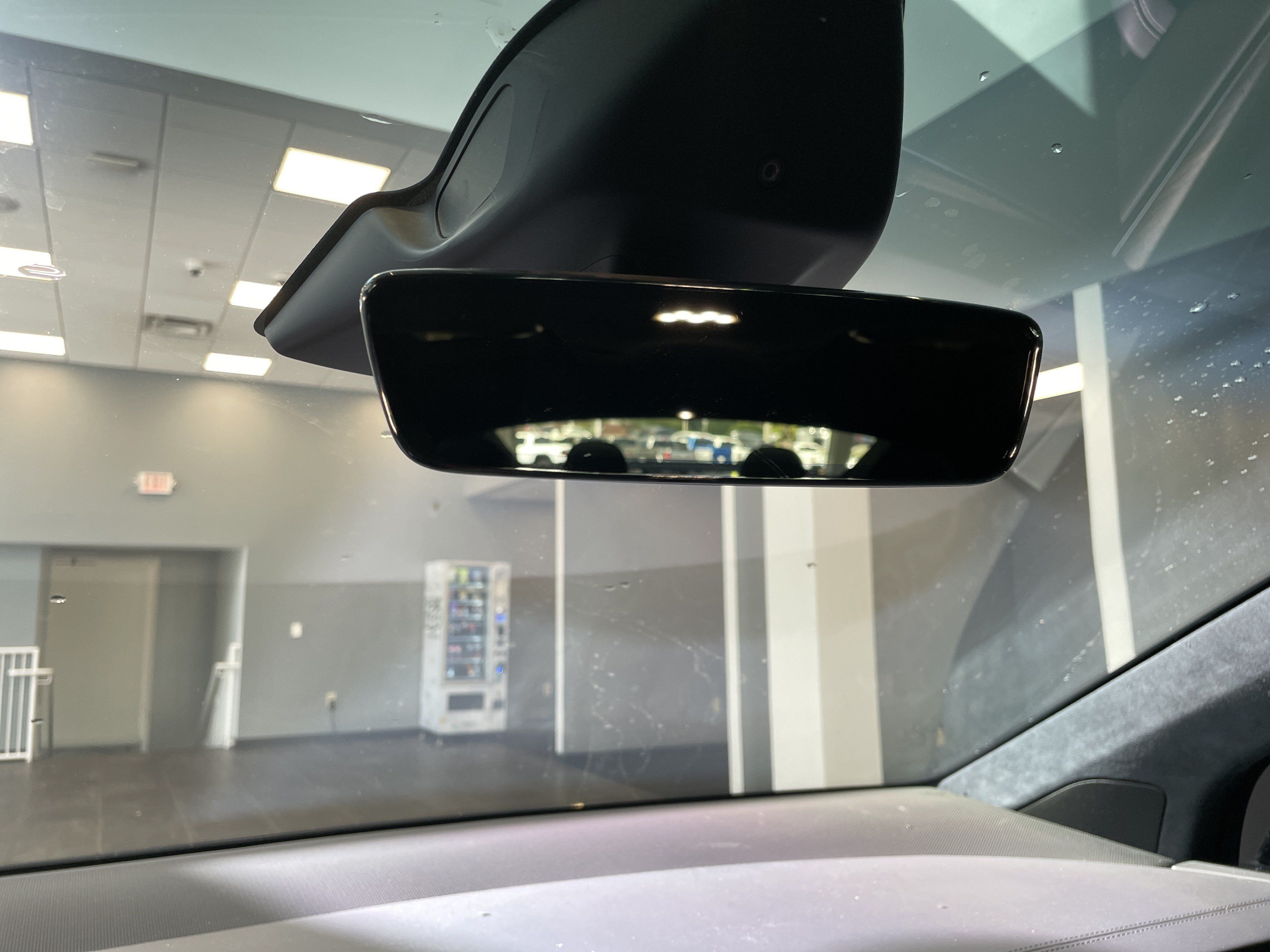 Used 2022 Tesla Model X AWD/4WD image 33