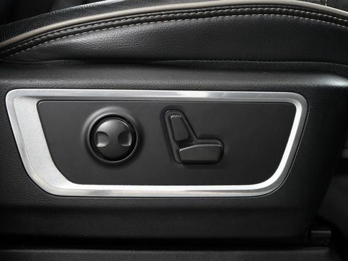 Used 2022 RAM 1500 Laramie w/ Sport Appearance Package AWD/4WD image 33