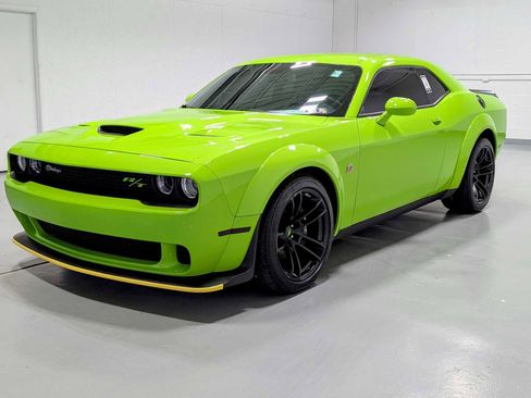 Used 2023 Dodge Challenger R/T Scat Pack image 1