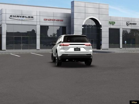 New 2026 Jeep Grand Cherokee Limited AWD/4WD image 13