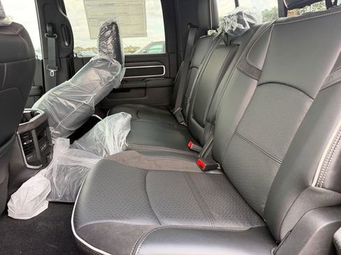 New 2026 RAM 2500 Laramie AWD/4WD image 26