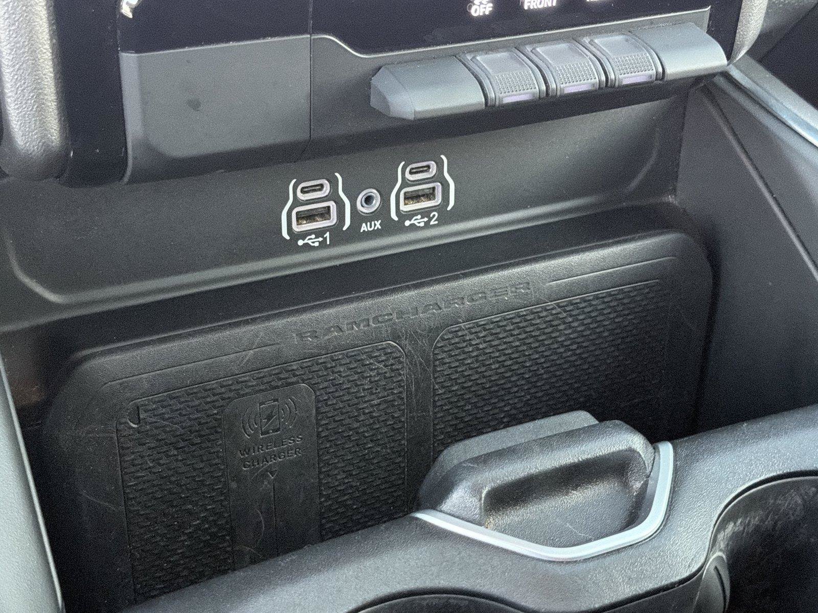 Used 2025 RAM 1500 Big Horn AWD/4WD image 30