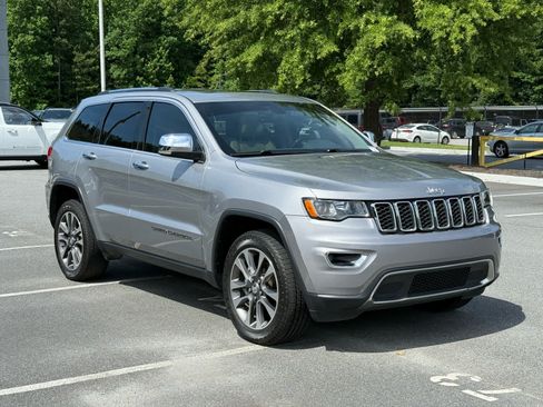 Used 2018 Jeep Grand Cherokee Limited AWD/4WD image 7