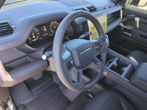 New 2026 Land Rover Defender 110 S AWD/4WD image 7