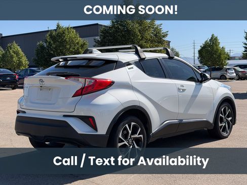 Used 2018 Toyota C-HR XLE FWD image 4