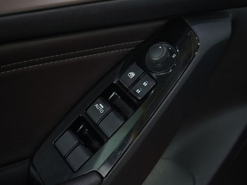 Used 2018 MAZDA MAZDA3 Touring image 17