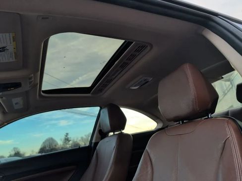 Used 2014 BMW 228i Coupe image 17