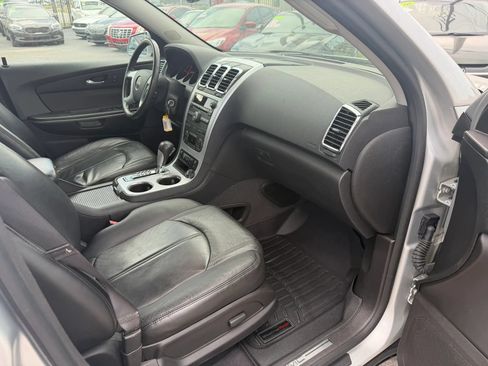 Used 2012 GMC Acadia SLT FWD image 9