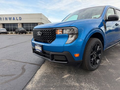 New 2025 Ford Maverick XLT w/ XLT Luxury Package AWD/4WD image 35