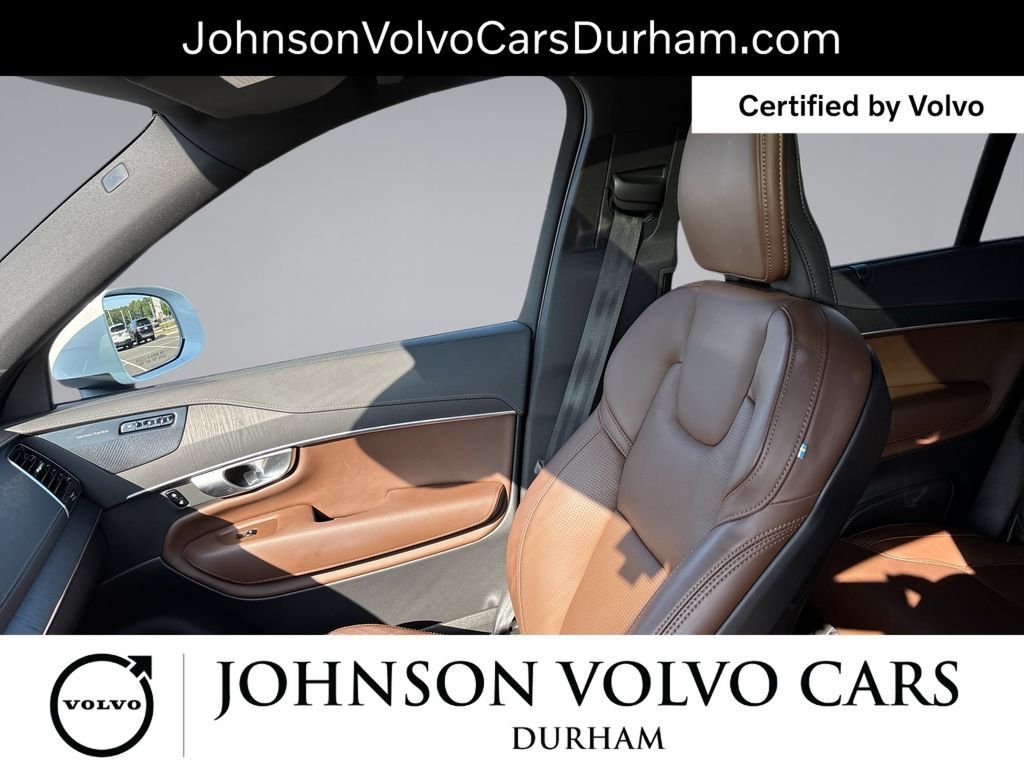 Certified 2023 Volvo XC90 B6 Ultimate w/ Protection Package Premier AWD/4WD image 29