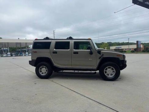 Used 2004 HUMMER H2 AWD/4WD image 13