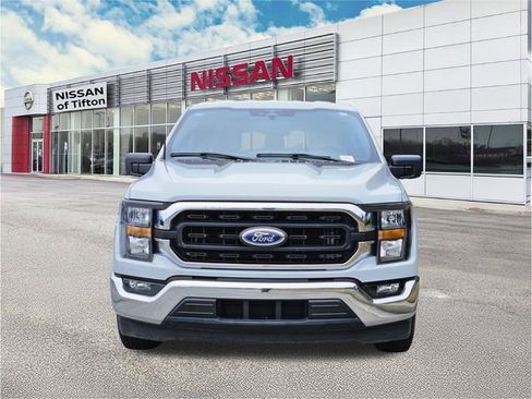 Used 2023 Ford F150 XLT image 2