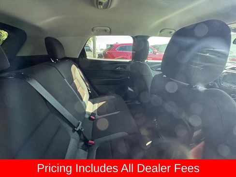 Used 2022 Chevrolet TrailBlazer LT w/ Convenience Package FWD image 4