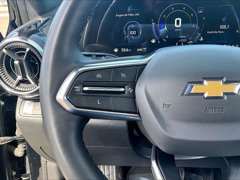 Used 2025 Chevrolet Equinox LT w/ Convenience Package II image 18