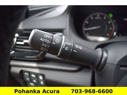 Certified 2025 Acura RDX SH-AWD w/ Advance Package image 10