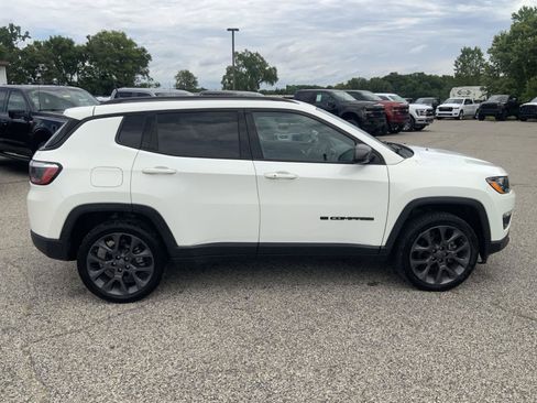 Used 2021 Jeep Compass Latitude AWD/4WD image 9