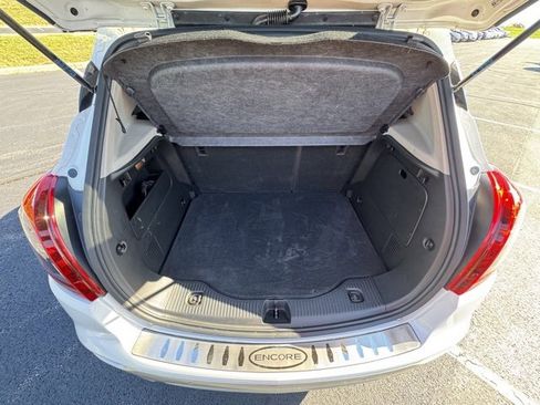 Used 2018 Buick Encore Premium w/ Experience Buick Package image 9