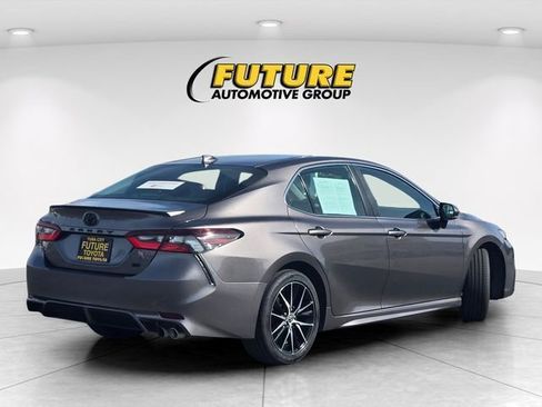 Certified 2024 Toyota Camry SE image 5