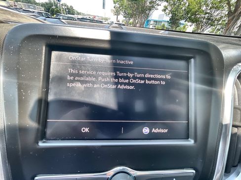 Used 2022 Chevrolet Equinox LT FWD image 14