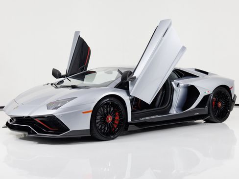 Used 2022 Lamborghini Aventador LP 780-4 Ultimae AWD/4WD image 9