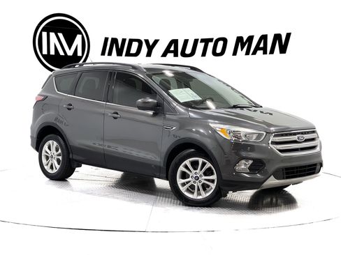 Used 2018 Ford Escape SE FWD image 2