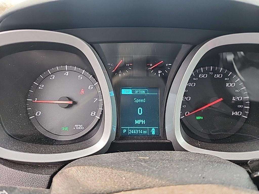 Used 2015 Chevrolet Equinox LS AWD/4WD image 7