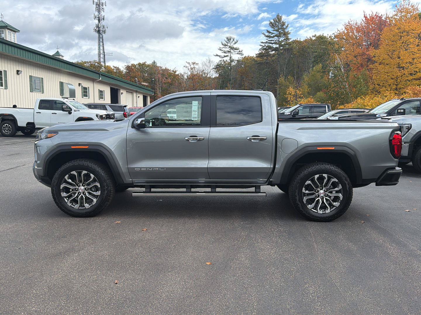 New 2026 GMC Canyon Denali AWD/4WD image 2