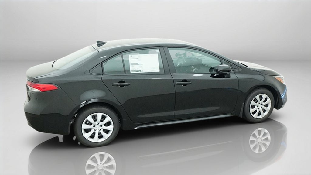 New 2027 Toyota Corolla LE FWD image 10