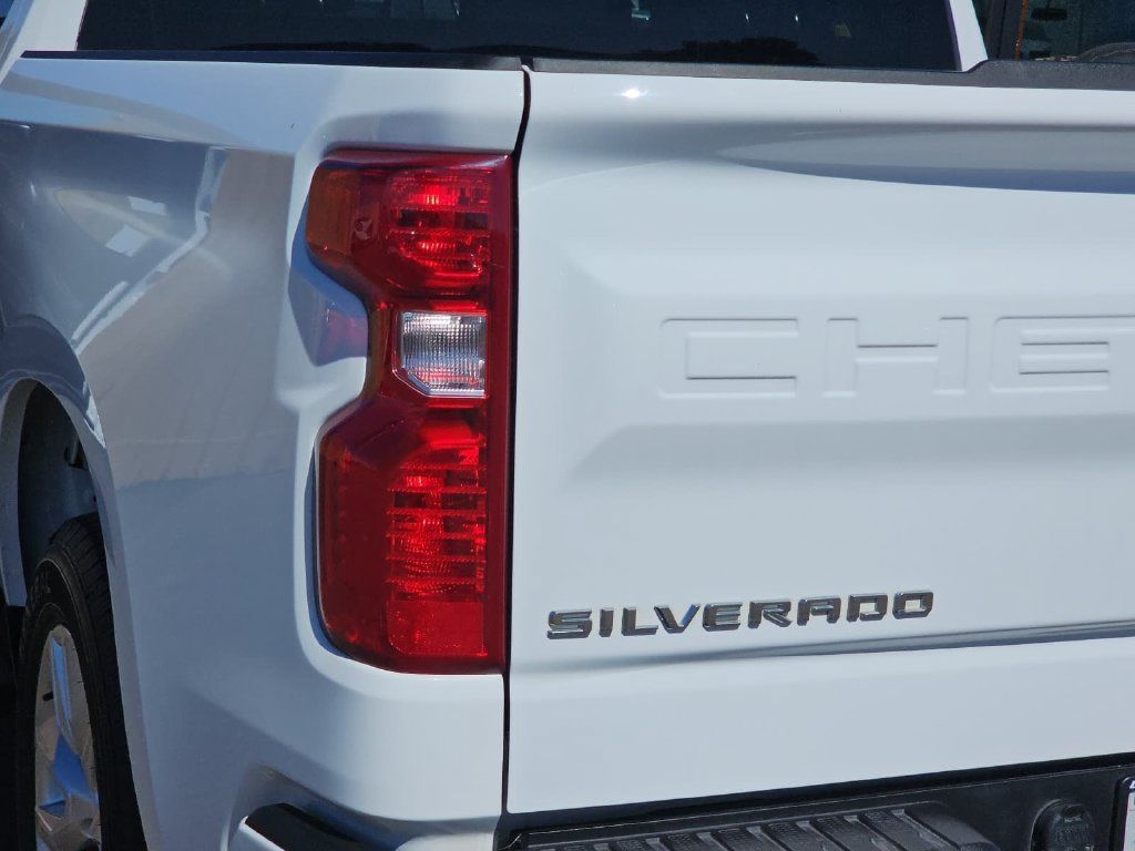 Used 2024 Chevrolet Silverado 1500 Custom RWD image 40