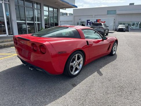 Used 2007 Chevrolet Corvette Coupe w/ Preferred Equipment Group RWD image 7