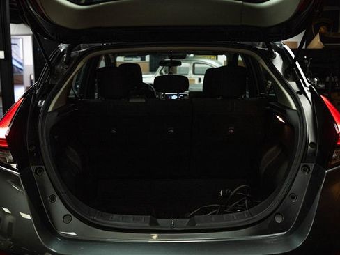 Used 2024 Nissan Leaf S image 7