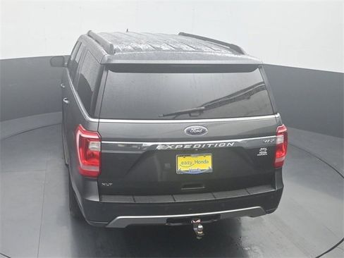 Used 2020 Ford Expedition Max XLT image 24