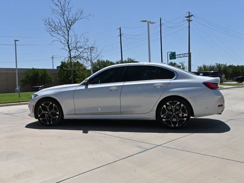Used 2025 BMW 330i Sedan RWD image 5