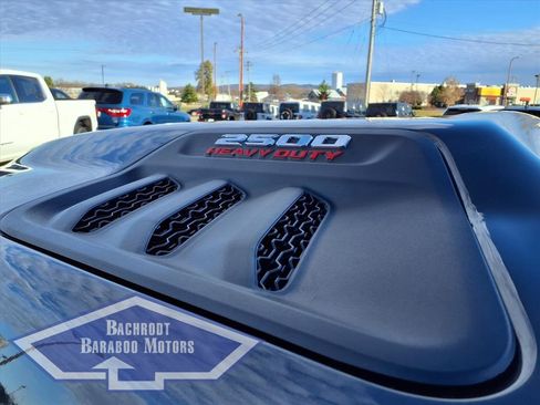 Used 2024 RAM 2500 Laramie w/ Sport Appearance Package image 10