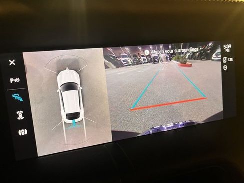 Used 2023 Porsche Taycan 4 Cross Turismo image 14