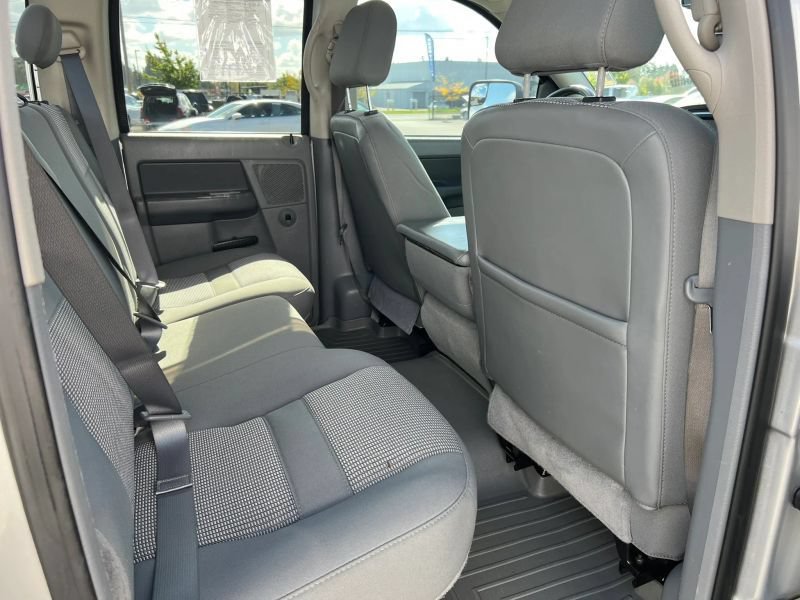 Used 2009 Dodge Ram 2500 Truck SLT w/ Popular Equipment Group AWD/4WD image 9