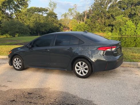 Used 2025 Toyota Corolla LE FWD image 6
