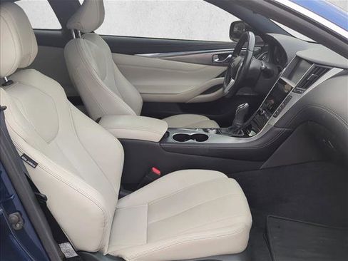 Used 2018 INFINITI Q60 3.0t Luxe w/ Sensory Package 3.0T Luxe image 19