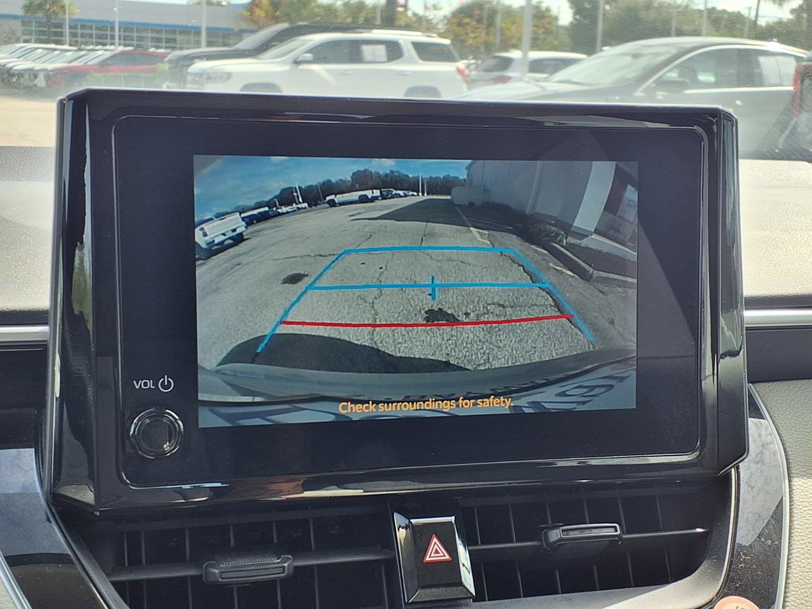 Used 2024 Toyota Corolla LE FWD image 4