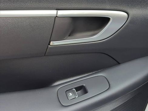 Used 2025 Hyundai Sonata SE FWD image 10