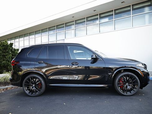 New 2026 BMW X5 M60i w/ Executive Package image 4