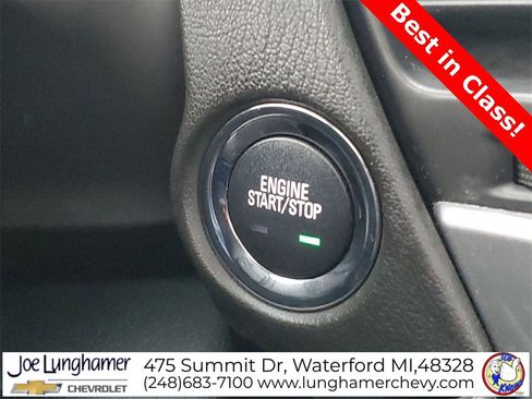 Used 2019 Chevrolet Suburban LT w/ LT Signature Package image 17